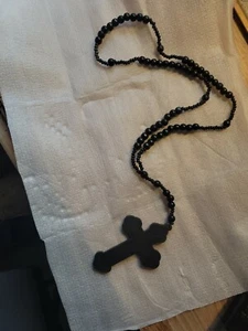 Collana croce cattolica perline rosario legno crocifisso vintage legno fatto a mano nero - Foto 1 di 4
