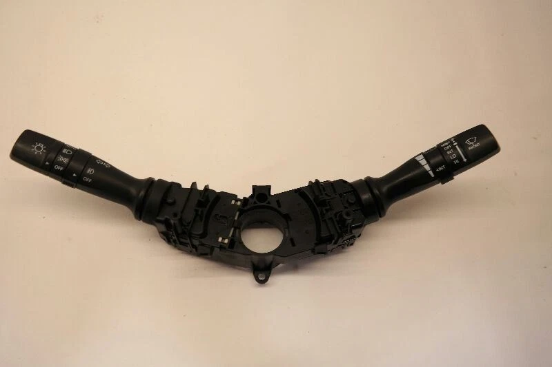 Audi A6 2005 limpiaparabrisas e interruptores de columna de señal de giro  Foto 1 de 4