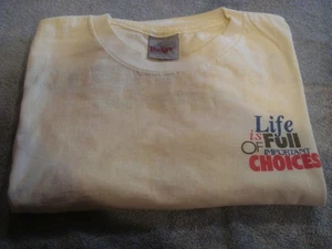 RARE VINTAGE "LIFE IS FULL OF IMPORTANT CHOICES" BEER TAPS T-SHIRT (SIZE - XL) - Picture 1 of 4