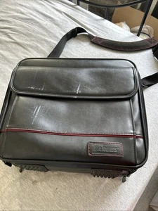 Targus Leather Laptop Briefcase Travel Bag CUN1 Black w/ Shoulder Strap - Picture 1 of 11