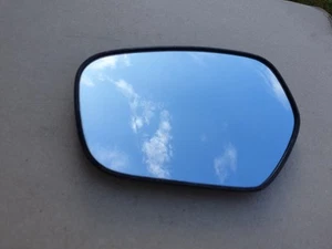 MITSUBISHI GRANDIS MK1 04-11. DOOR MIRROR GLASS. HEATED CONVEX. LEFT PASSENGER'S - Picture 1 of 2