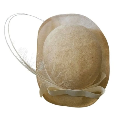Sombrero de pluma de paja vintage Mr. John Paris New York Millinery  Foto 1 de 4