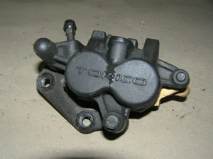 SUZUKI GSX 600F Typ AJ Bremszange links vorne Bremssattel lhs brake caliper - Bild 1 von 2