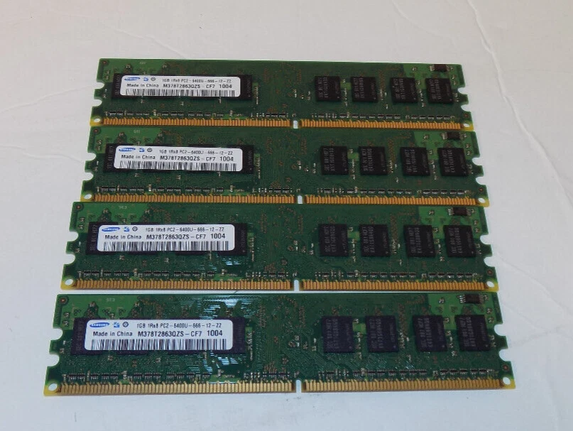 Samsung 4GB (4 x 1GB) PC2-6400U-666-12-ZZ 240 PIN Desktop Memory RAM - Image 1 of 1