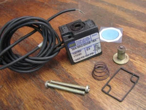 MAC Valves 35A-SAC-DAAB-1BA Solenoid Valve 120V 3-Way NC 1/8" NPT 35 Series - Picture 1 of 3