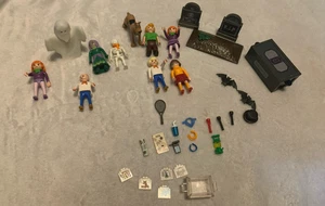 Konvolut 31 Scooby Doo Playmobile Actionfiguren mit Zubehör Shaggy... - Bild 1 von 24