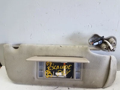 Parasol delantero derecho con espejo retrovisor Cadillac Escalade 2003-2006 (M154) Foto 1 de 3