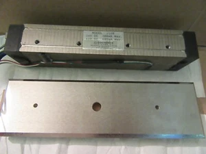 Dortronics 1150 Elektromagnetisches Türschloss 12V/24V DC 1500 lbs Haltekraft - Bild 1 von 4