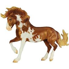 Breyer Horses Traditonal Series | Mojave | Mustang | 14" x 9.5" | 1:9 Scale
