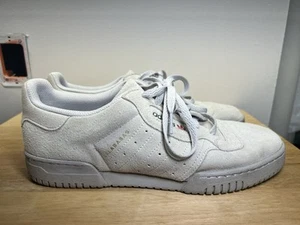 Size 10.5 - adidas Yeezy PowerPhase Quiet Grey Mens Shoes - Picture 1 of 7