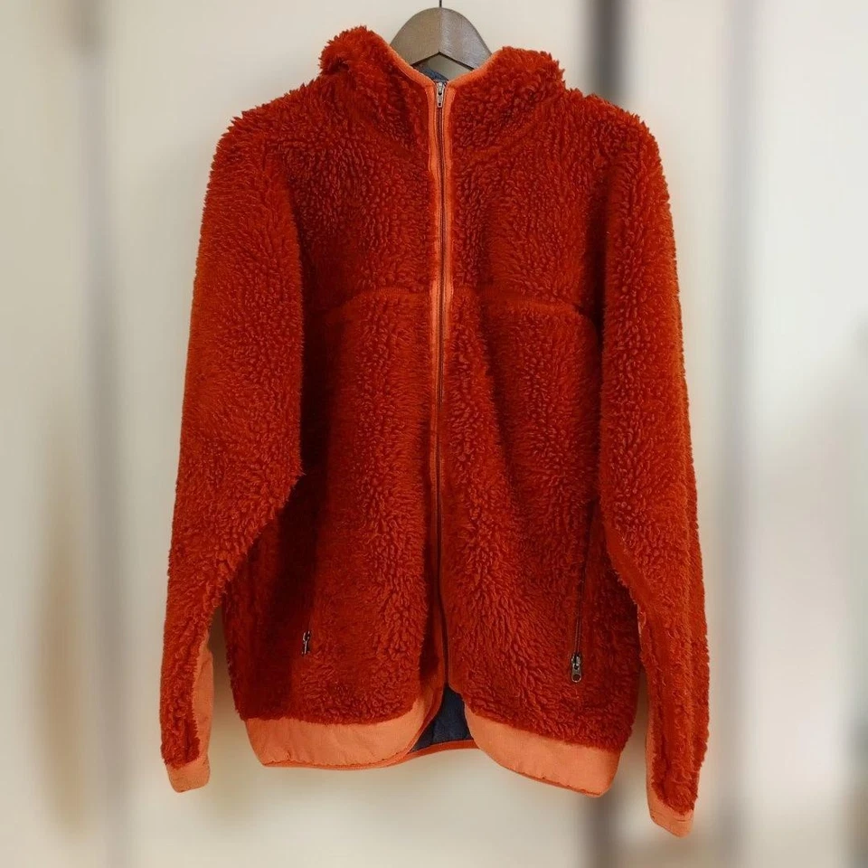 Sudadera con Capucha Patagonia Rhythm Hecha en EE. UU. Retro Pila Vellón M/Tikiwood Usada Foto 1 de 4