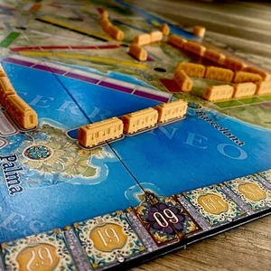 45 custom Trains compatible w. Ticket to Ride - Golden - Picture 1 of 5