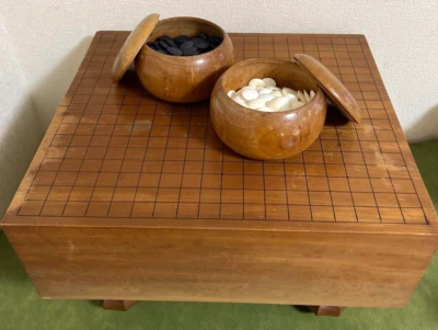 Japanese Board Game Goban Goishi IGO Board With Clamshell Nachikuro Go Stone FS - Image 1 of 4