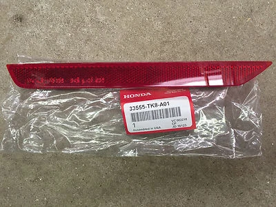 Genuine OEM Honda Odyssey Driver Side Rear Bumper Reflector Lens 11 - 17 Drivers - Image 1 of 2