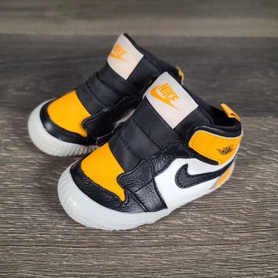 Bebé Nike Air Jordan 1 Amarillo Negro Taxi Cuna Botín (TD) Talla 4C AT3745-711 Foto 1 de 4