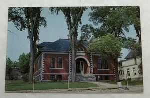 Biblioteca pública, Caribou, Maine. Postal (W1) - Imagen 1 de 2