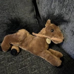 Miyoni von Aurora Plüsch Kastanienbraun Pferd Pony Zügel Reittrense Stofftier - Bild 1 von 5