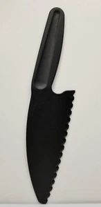 PAMPERED CHEF NYLON SERRATED KNIFE SERVER SLICER CHOPPER Black 10 1/2" Retired - Picture 1 of 11