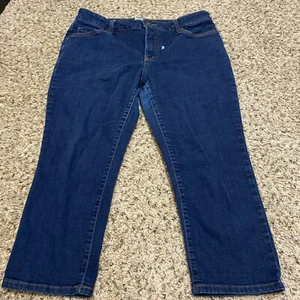St. Johns Bay Womens Dark Wash Mid Rise Capris Size 12p - Picture 1 of 8