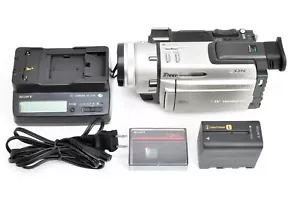 Sony Handycam DCR-TRV900 Mini DV Camcorder Video Camera from Japan 2254 - Picture 1 of 21