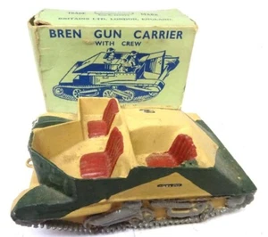 BRITAINS Set 1876 - BOXED BREN GUN CARRIER ( WITHOUT CREW ) - POST WAR VERSION - Picture 1 of 13
