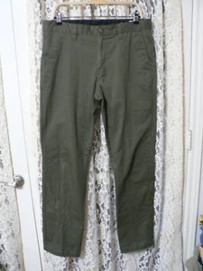 +PANTALONE KAKIS VOLCOM UOMO TG 33 (35x31) OD VERDE - VITA MEDIA - USATO IN OTTIME CONDIZIONI - Foto 1 di 9