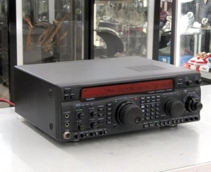 śmieciowy nadajnik-odbiornik YAESU FT-920S HF 50MHz - Zdjęcie 1 z 9