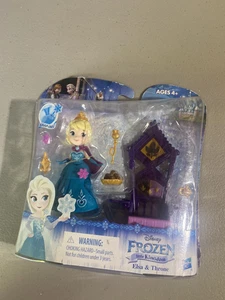 Disney Princesa LITTLE KINGDOM Frozen Elsa & Throne muñeca figura juego NUEVO - Imagen 1 de 2