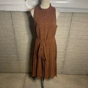 Vestido midi Just Taylor marrón a lunares cuello alto sin mangas talla 12 - Imagen 1 de 4