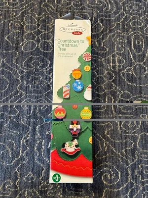 New! Read Hallmark Keepsake Kids Countdown to Christmas Advent Calendar Tree - Image 1 of 2