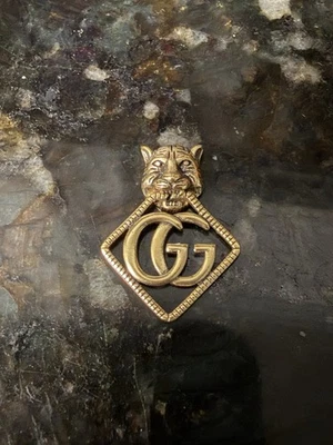 Pendiente Gucci Doble G Oro Cabeza de León - Leer Descripción Foto 1 de 2