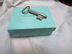 Llavero llave esqueleto vintage Tiffany Sterling 2-1/2" con extremo de tornillo ¡Raro! - Imagen 1 de 12