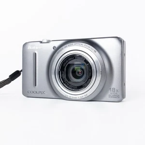 Nikon COOLPIX S9200 16MP Compact Digital Camera 18x Zoom - Silver_ - Bild 1 von 14