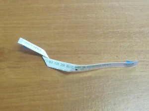 Original Flachkabel AWM20706 E208903/6 Pins stammt aus einem Medion Akoya P7631 - Bild 1 von 1