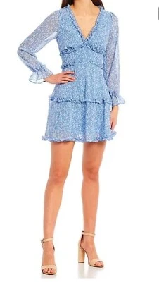 Vestido de babado B. Darlin forrado de chiffon em camadas azul bebê branco estampa floral 7/8 - Imagem 1 de 4