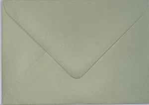 Sobres C5 PASTEL VERDE COMO NUEVO para tarjetas de felicitación boda invitación manualidades - Imagen 1 de 1