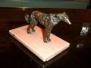 Lévrier en bronze, avec socle en marbre rose - Picture 1 of 1