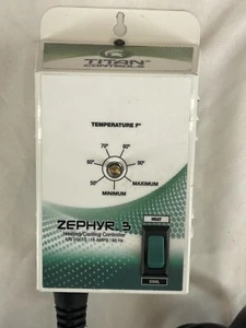 Zephyr 3 Temperature Control Thermosts Heating or Cooling Titan Controls - Picture 1 of 5