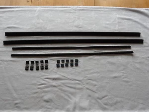 FORD ESCORT MK1 DOOR GLASS WEATHER SEALS AND CLIPS(4 DOOR)1.3,L,GL - Picture 1 of 1