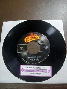 LEE ALLEN & HIS BAND Walking With Mr. Lee Promenade 45 Vinyl Record w/TitleStrip - Foto 1 di 2