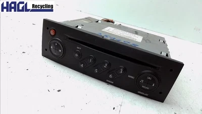 Radio "kein Code Vorhanden" 8200607918T Renault Grand Scenic 1.5 dCi JM Kombi - Bild 1 von 4