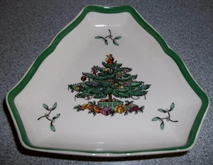 Spode Christmas Tree Triangle Small Trinket Candy Dish S3324-M England 5.75" - Picture 1 of 5