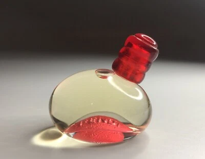FENDI FANTASIA RED 7ml  RARE Discontinued NEW Vintage Miniature Collectible - Image 1 of 4