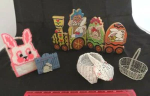 Mixed Lot EASTER Crafty DECORATIONS Wire Basket Magnet Plastic Canvas Yarn Bunny - Picture 1 of 10