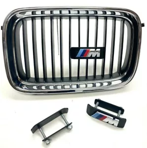 BMW M3 E30, E36, E46, M5, M6 emblema parrilla delantera con soporte de montaje 51148058881 - Imagen 1 de 12