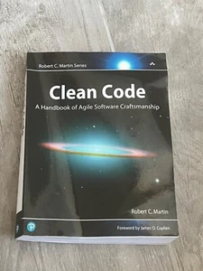 π Clean Code - A Handbook of Agile Software Craftsmanship by Robert Martin - Foto 1 di 7