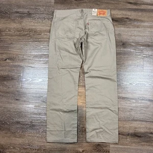Pantalone Levi’s Uomo 36x30 559 Relaxed Dritto Chino Khakis Ufficio Casual Nuovo con etichette - Foto 1 di 4