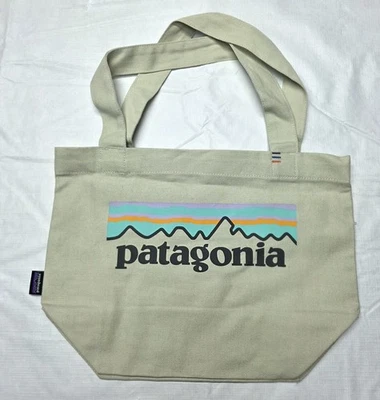 Mini Bolso de Compras Usado en Excelente Condición Patagonia Line Logo Ridge Lona Piedra Blanqueada Pequeño Foto 1 de 4