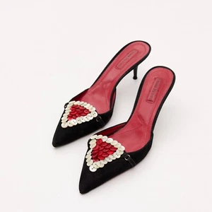Cesare Paciotti Pointed Toe Button Heart Slip On Kitten Heels Size EU 37 / US 7 - Picture 1 of 4