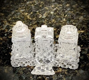 Vintage 4 Piece Salt & Pepper Cut Glass Set With Tray Glass Lids - Picture 1 of 8